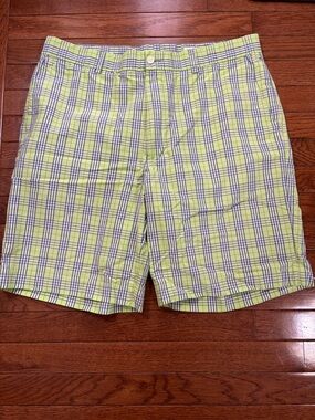 Fairway & Greene Green Plaid Men’s Flat Front Shorts